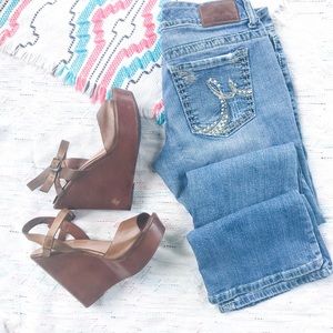 Maurices Women’s Bootcut Jeans Size 3/4 Short